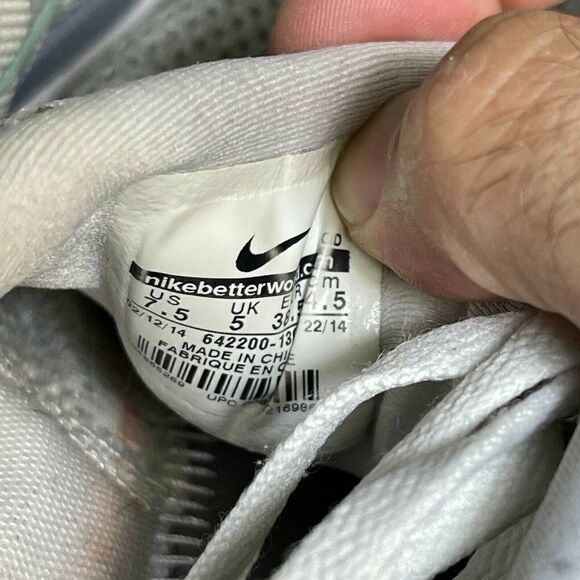 Nike Free 4.0 V4 Lace Up Running Shoes Size 7.5 - Picture 9 of 9